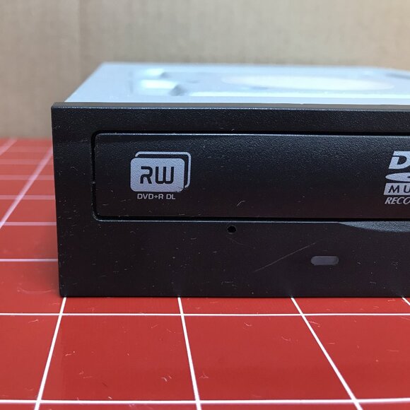 Lite-On DH-20A4P 20x Dual Layer DVD±RW IDE Drive - Picture 3 of 5